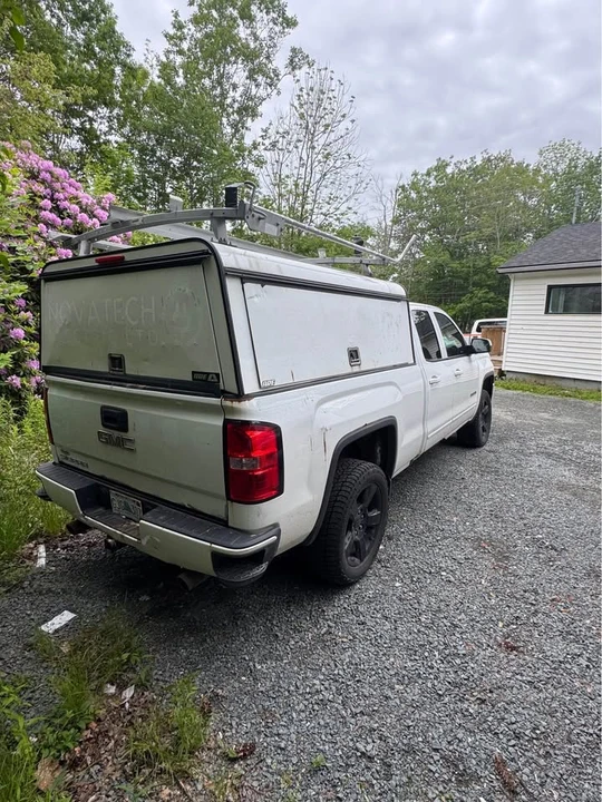 2017 GMC Sierra 4th Gen - Image 3 of 3