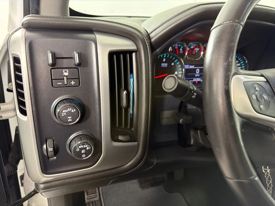 2017 GMC Sierra 4th Gen - Image 11 of 12