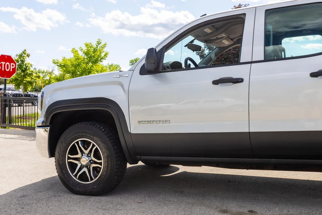 2017 GMC Sierra 4th Gen - Image 3 of 21