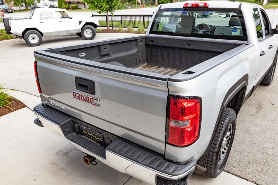 2017 GMC Sierra 4th Gen - Image 14 of 21