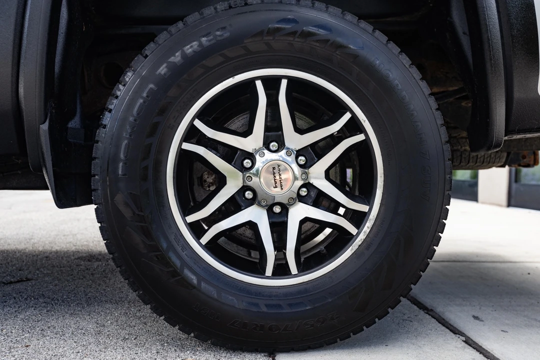 2017 GMC Sierra 3rd Gen - Image 9 of 12