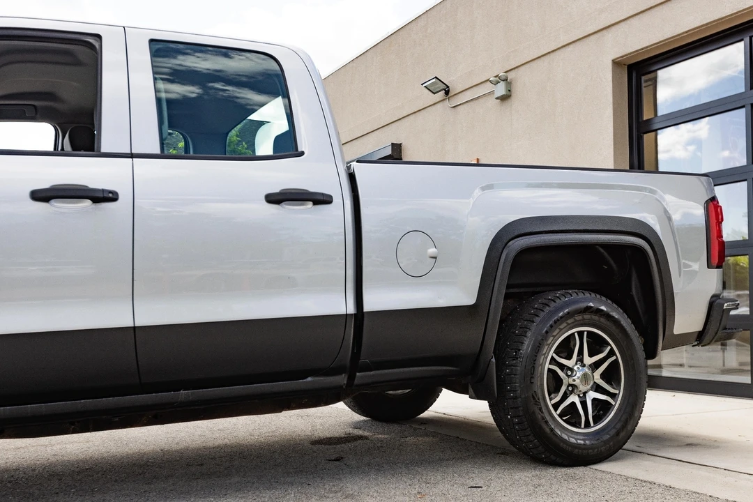 2017 GMC Sierra 3rd Gen - Image 7 of 12