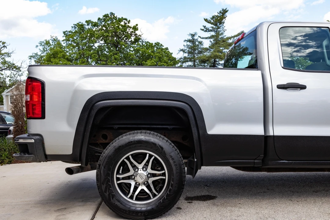 2017 GMC Sierra 4th Gen - Image 18 of 21