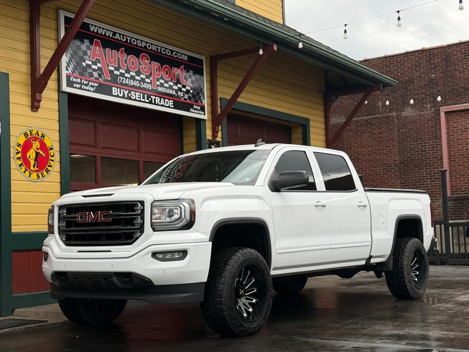 2017 GMC Sierra 4th Gen - Image 3 of 18