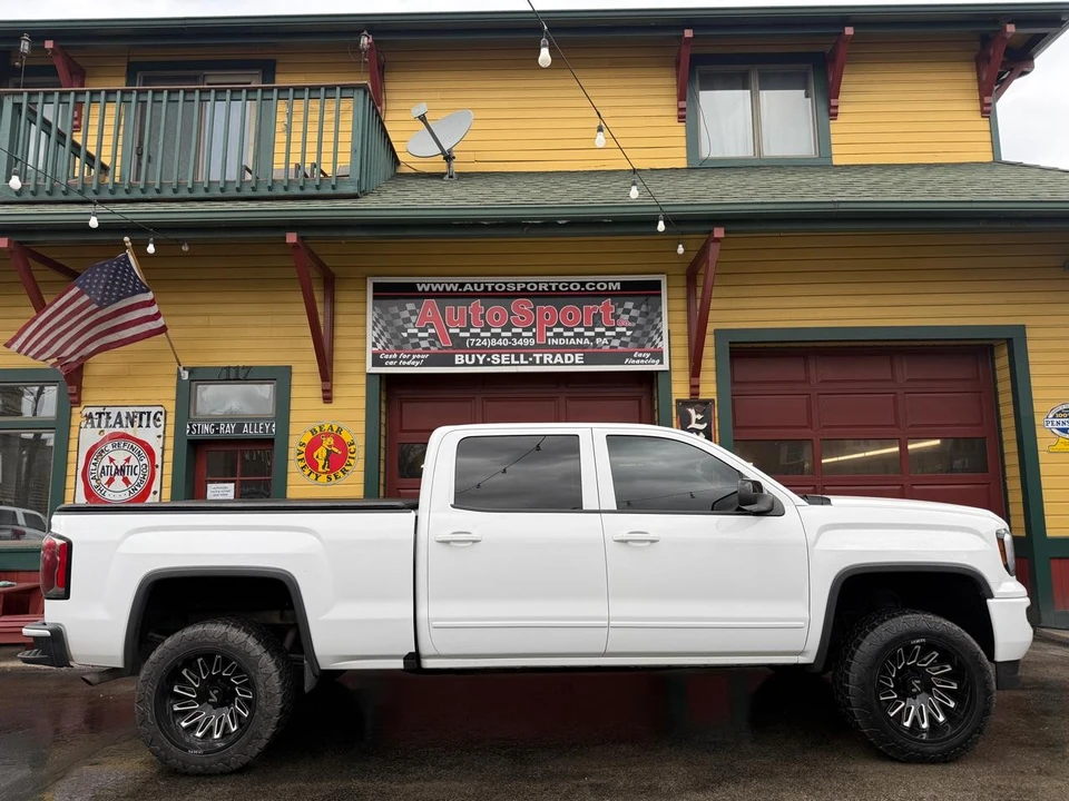 2017 GMC Sierra 4th Gen - Image 2 of 12