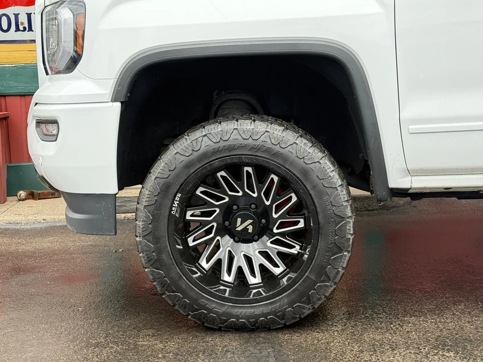 2017 GMC Sierra 4th Gen - Image 5 of 18