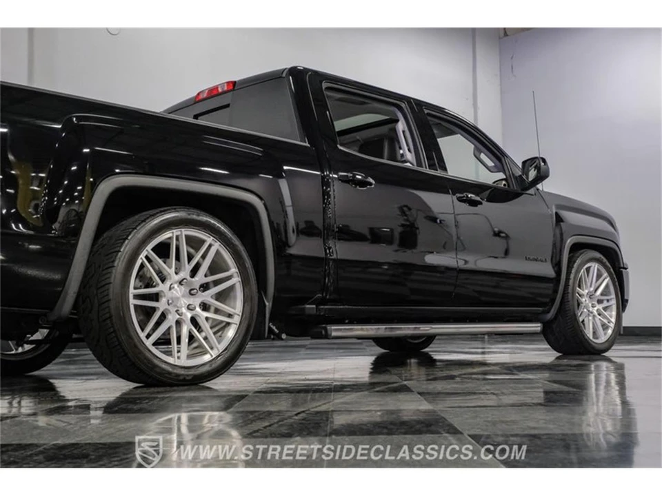2017 GMC Sierra 4th Gen - Image 28 of 31