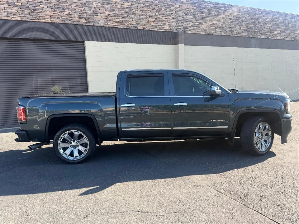 2017 GMC Sierra 4th Gen - Image 10 of 24