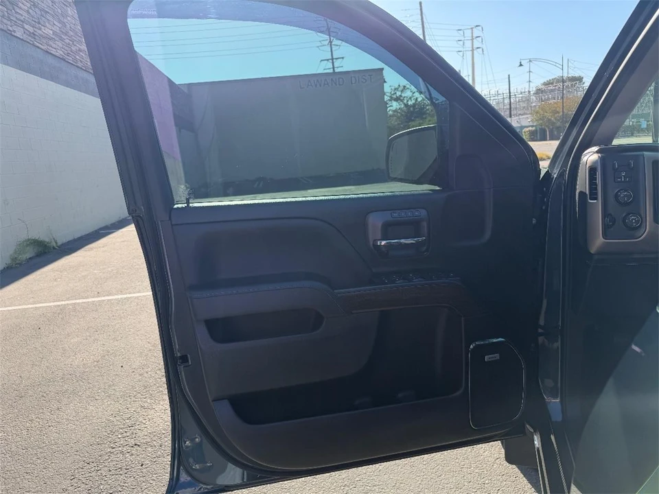 2017 GMC Sierra 4th Gen - Image 11 of 24