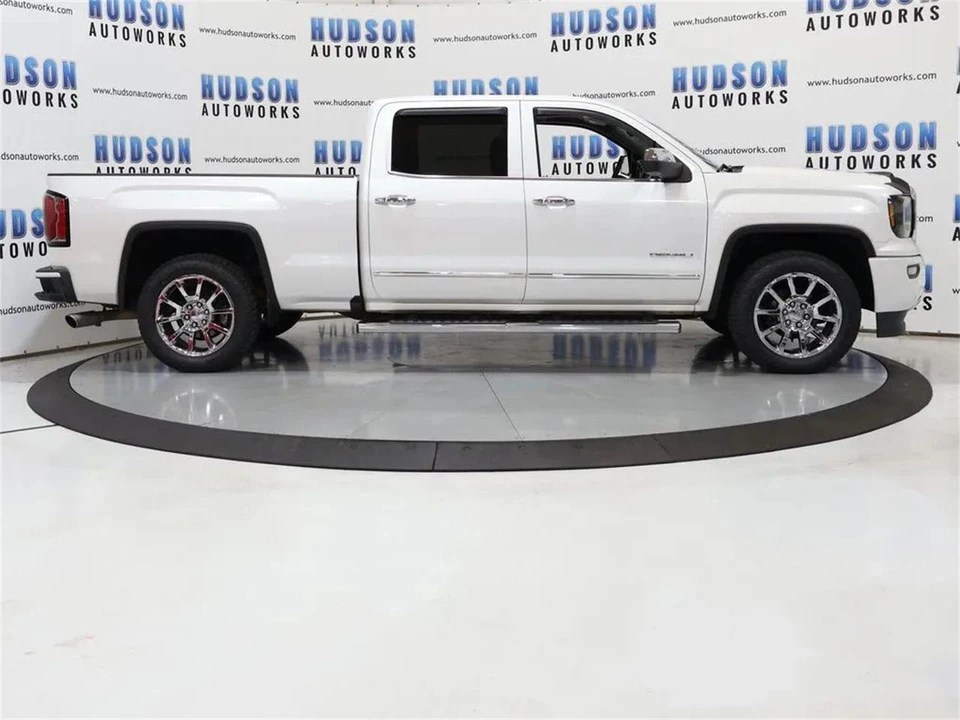 2017 GMC Sierra 4th Gen - Image 7 of 31