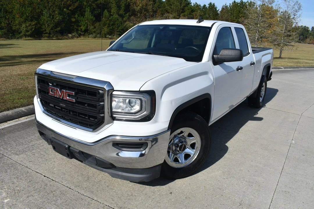 2017 GMC Sierra 4th Gen - Image 2 of 20