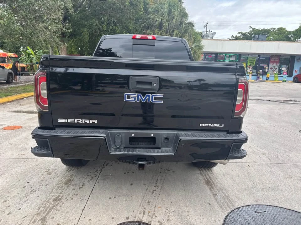 2017 GMC Sierra 4th Gen - Image 8 of 20