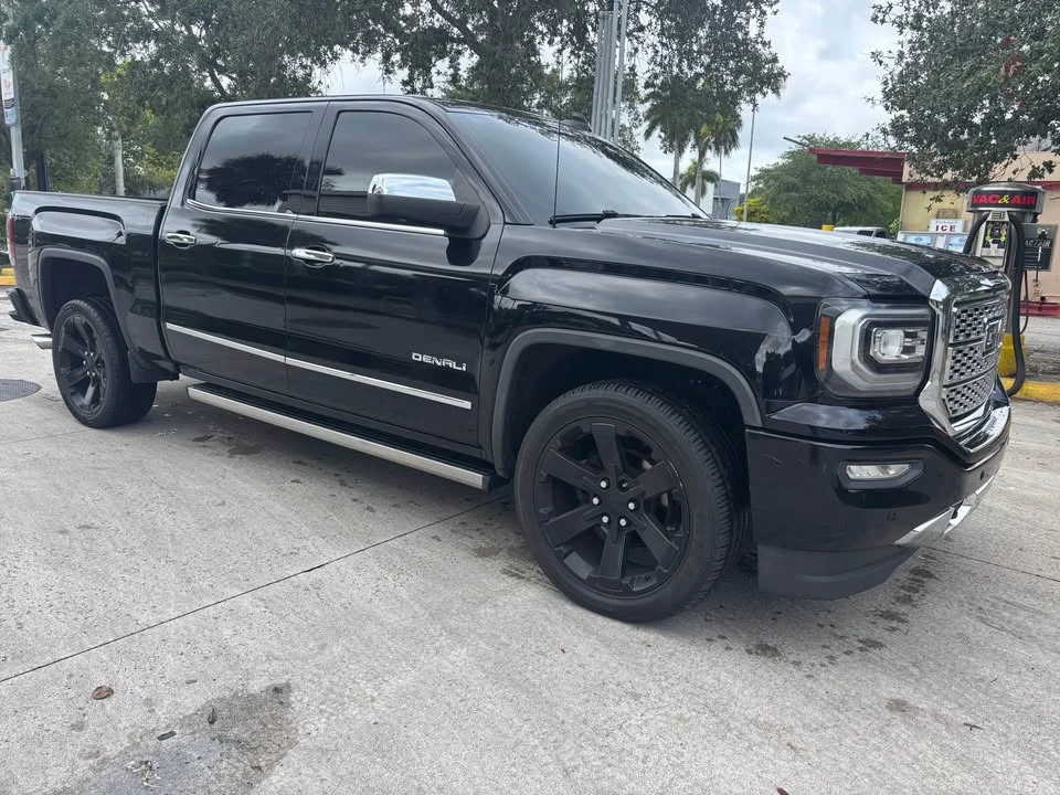 2017 GMC Sierra 4th Gen - Image 11 of 20
