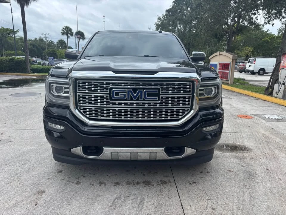 2017 GMC Sierra 4th Gen - Image 2 of 20