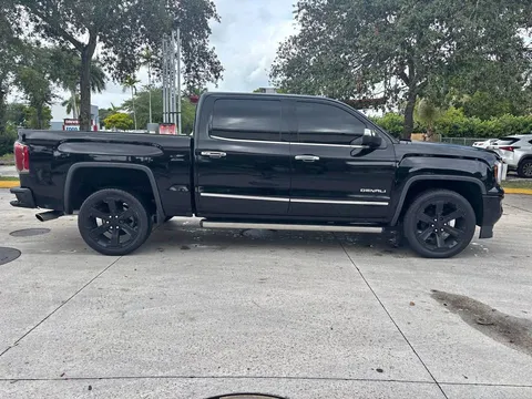 2017 GMC Sierra 1500 Denali Crew Cab