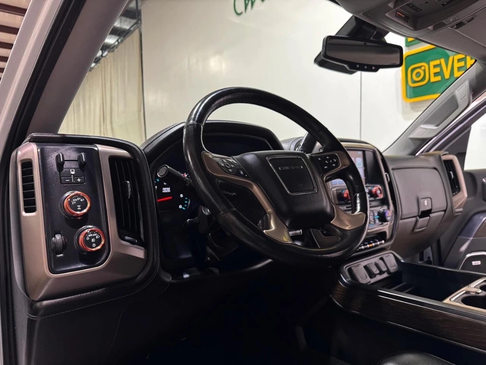 2017 GMC Sierra 4th Gen - Image 9 of 21