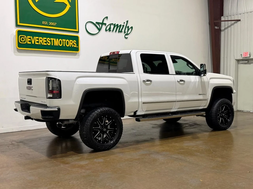 2017 GMC Sierra 4th Gen - Image 7 of 21