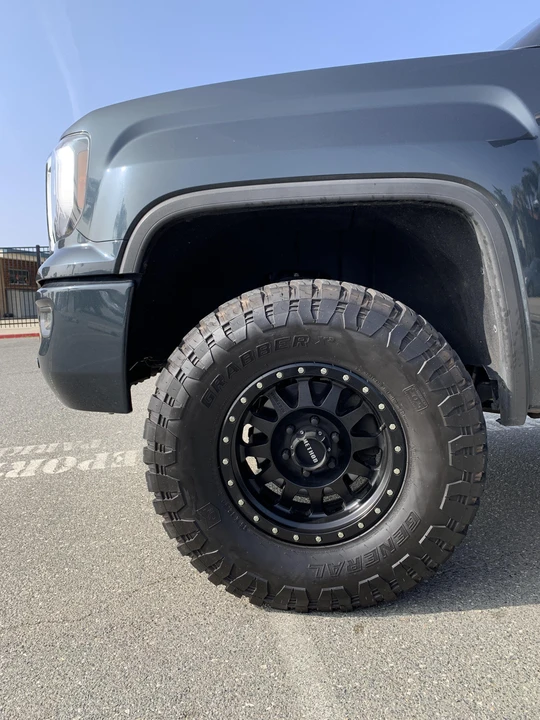 2017 GMC Sierra 4th Gen - Image 29 of 31