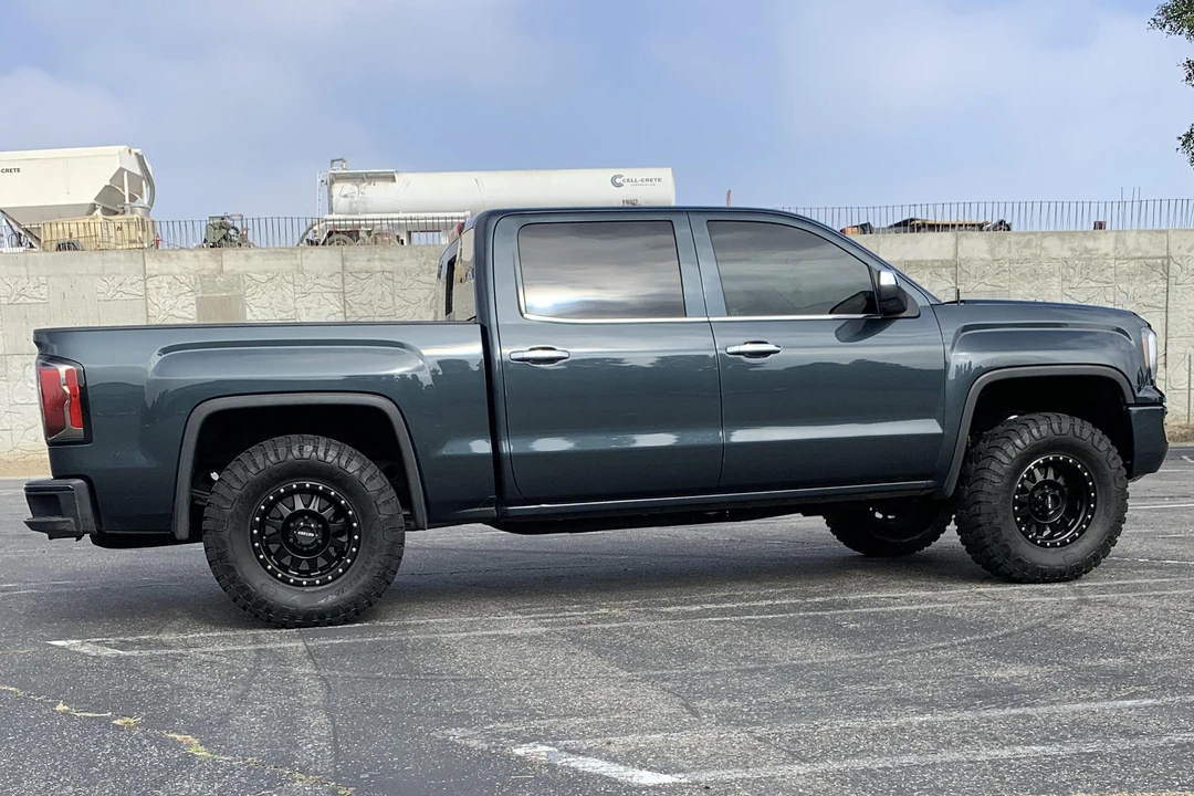 2017 GMC Sierra 4th Gen - Image 17 of 31