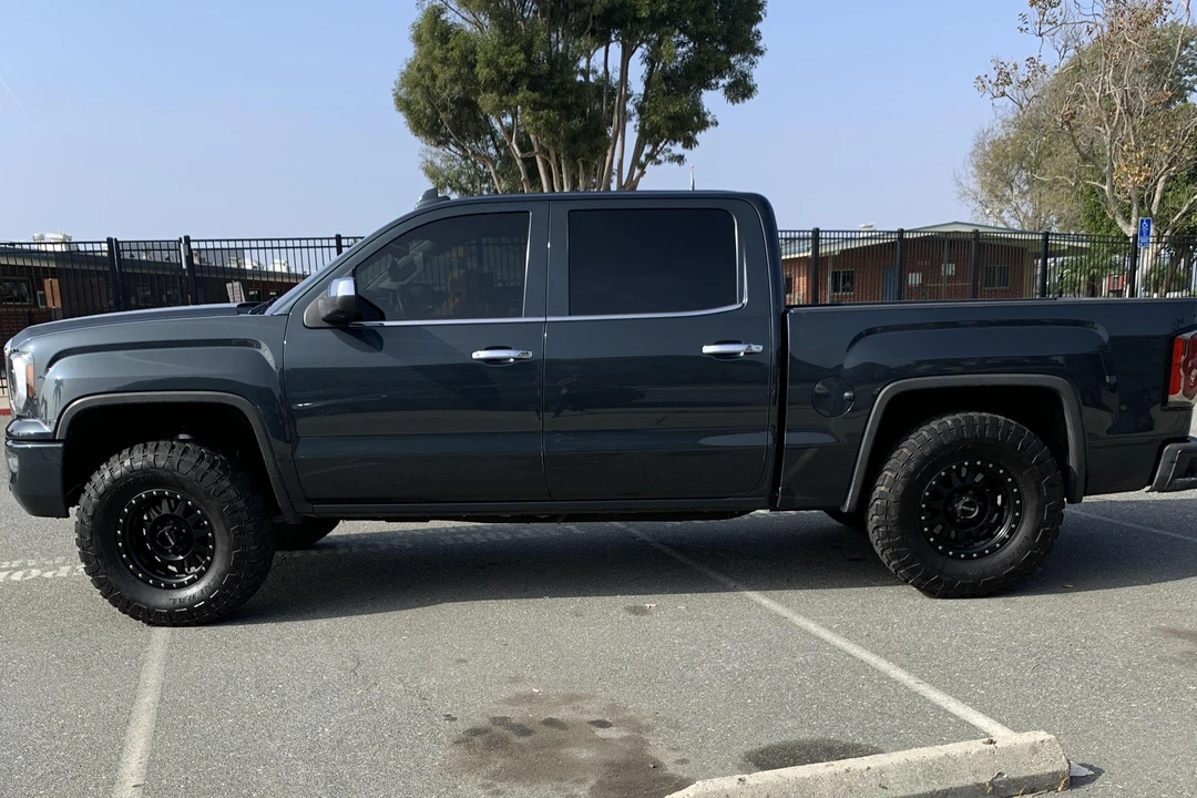 2017 GMC Sierra 4th Gen - Image 11 of 31