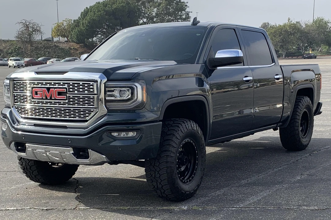 2017 GMC Sierra 4th Gen - Image 8 of 31