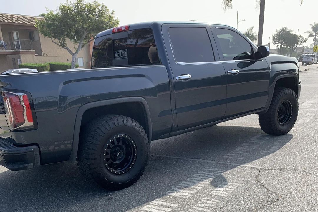 2017 GMC Sierra 4th Gen - Image 27 of 31