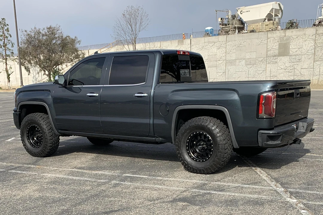 2017 GMC Sierra 4th Gen - Image 13 of 31