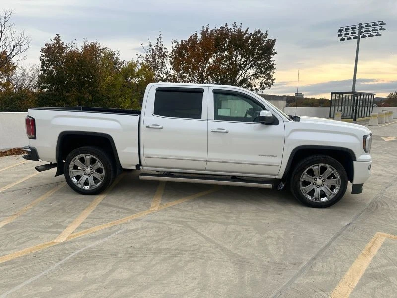 2017 GMC Sierra 3rd Gen - Image 2 of 12