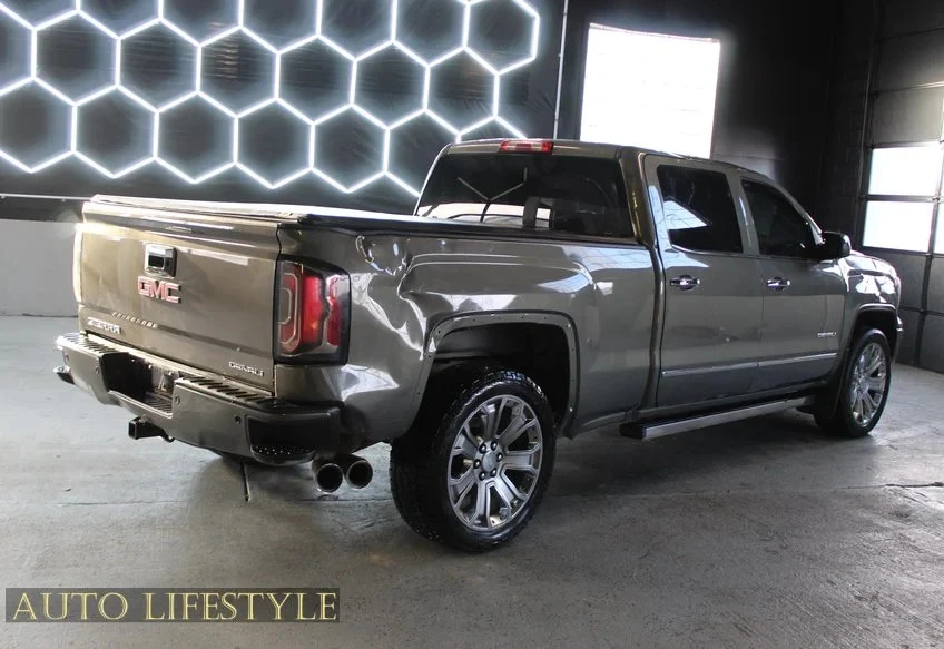2017 GMC Sierra 3rd Gen - Image 5 of 21