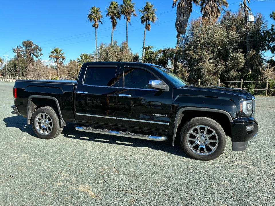 2017 GMC Sierra 3rd Gen - Image 3 of 21