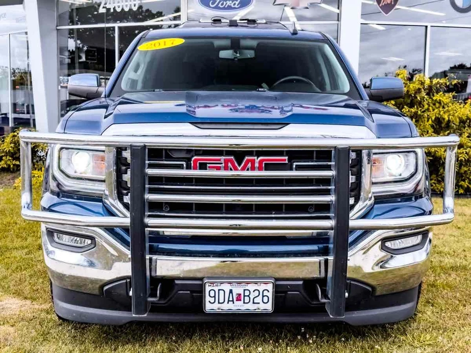 2017 GMC Sierra 3rd Gen - Image 3 of 12