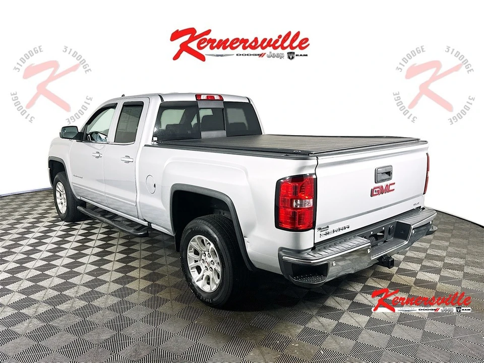 2017 GMC Sierra 4th Gen - Image 5 of 21