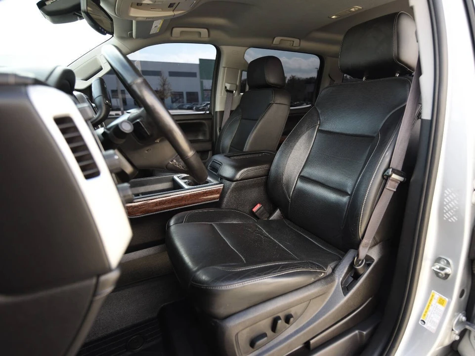 2017 GMC Sierra 4th Gen - Image 11 of 20