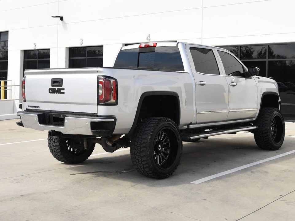 2017 GMC Sierra 4th Gen - Image 8 of 20