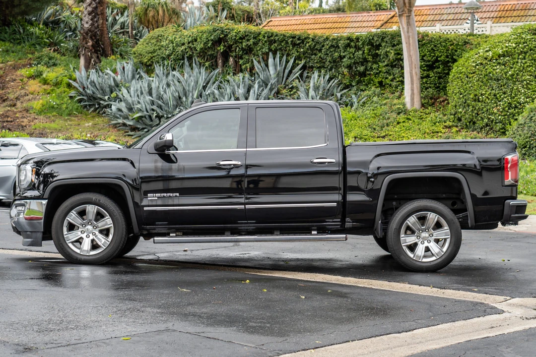 2017 GMC Sierra 4th Gen - Image 8 of 31
