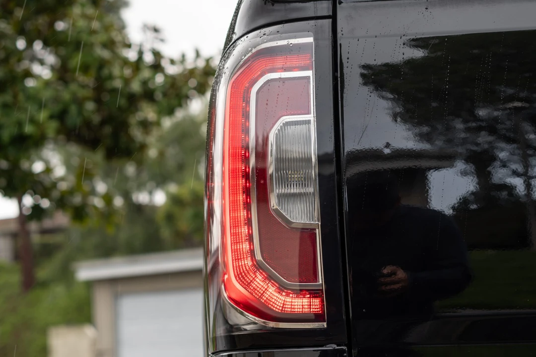2017 GMC Sierra 4th Gen - Image 19 of 31