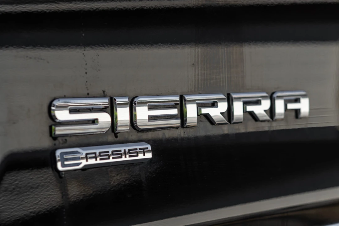 2017 GMC Sierra 4th Gen - Image 12 of 31