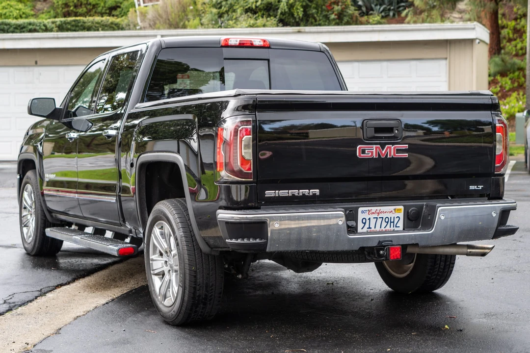 2017 GMC Sierra 4th Gen - Image 7 of 31