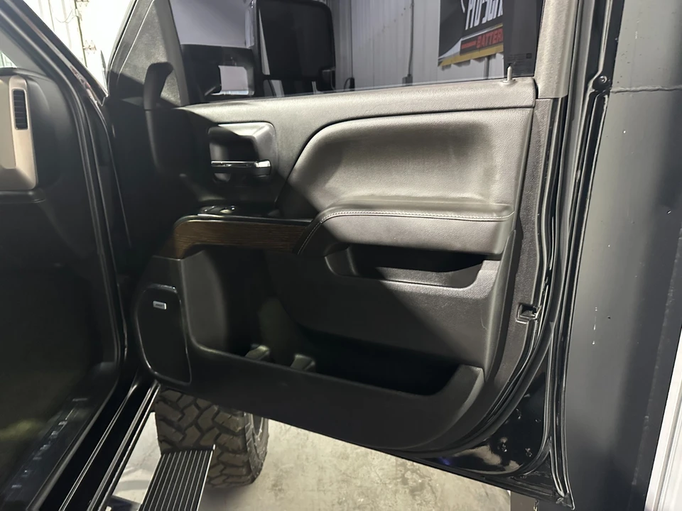 2017 GMC Sierra Heavy Duty 4th Gen - Image 11 of 21