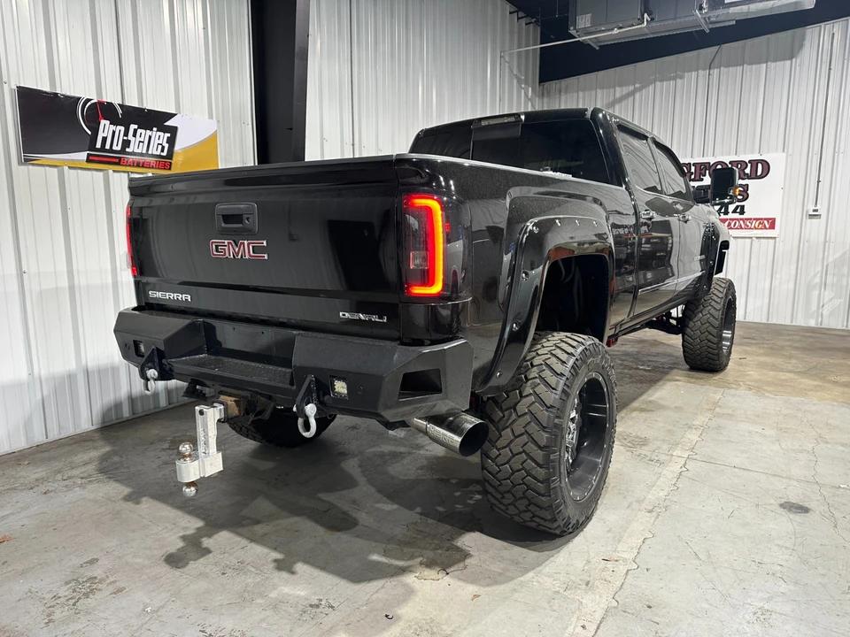 2017 GMC Sierra Heavy Duty 4th Gen - Image 20 of 21