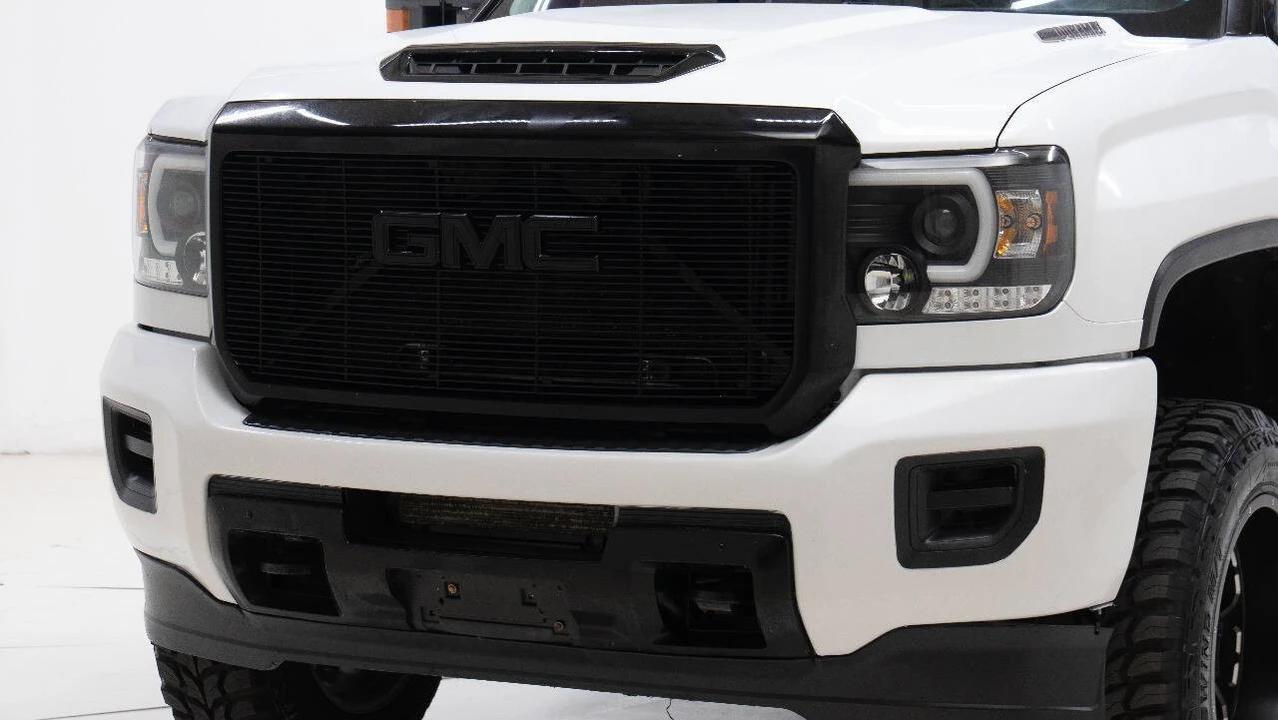 2017 GMC Sierra Heavy Duty 4th Gen - Image 10 of 12