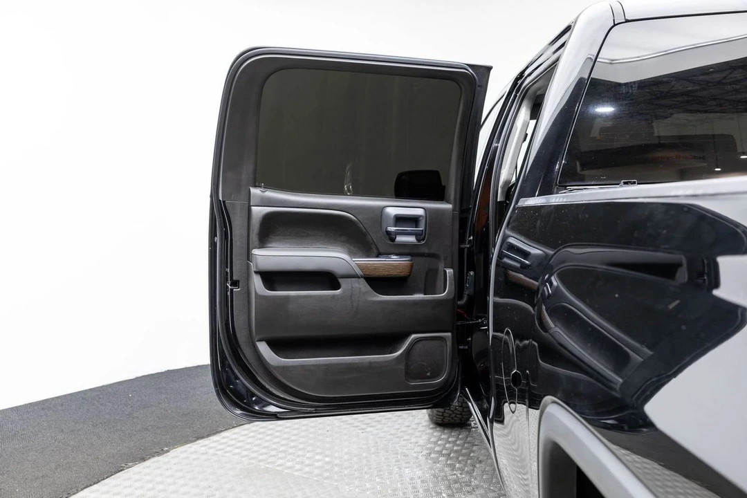 2017 GMC Sierra Heavy Duty 4th Gen - Image 11 of 21