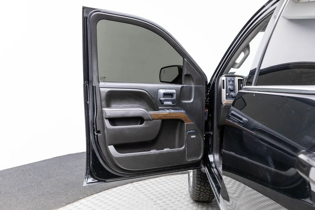2017 GMC Sierra Heavy Duty 4th Gen - Image 9 of 21