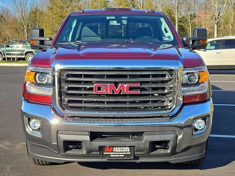 2017 GMC Sierra Heavy Duty 4th Gen - Image 2 of 12