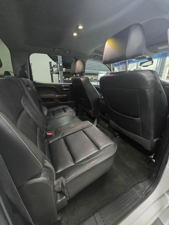 2017 GMC Sierra Heavy Duty 3rd Gen - Image 12 of 19