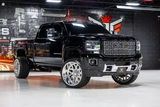 2017 GMC Sierra 2500HD Denali
