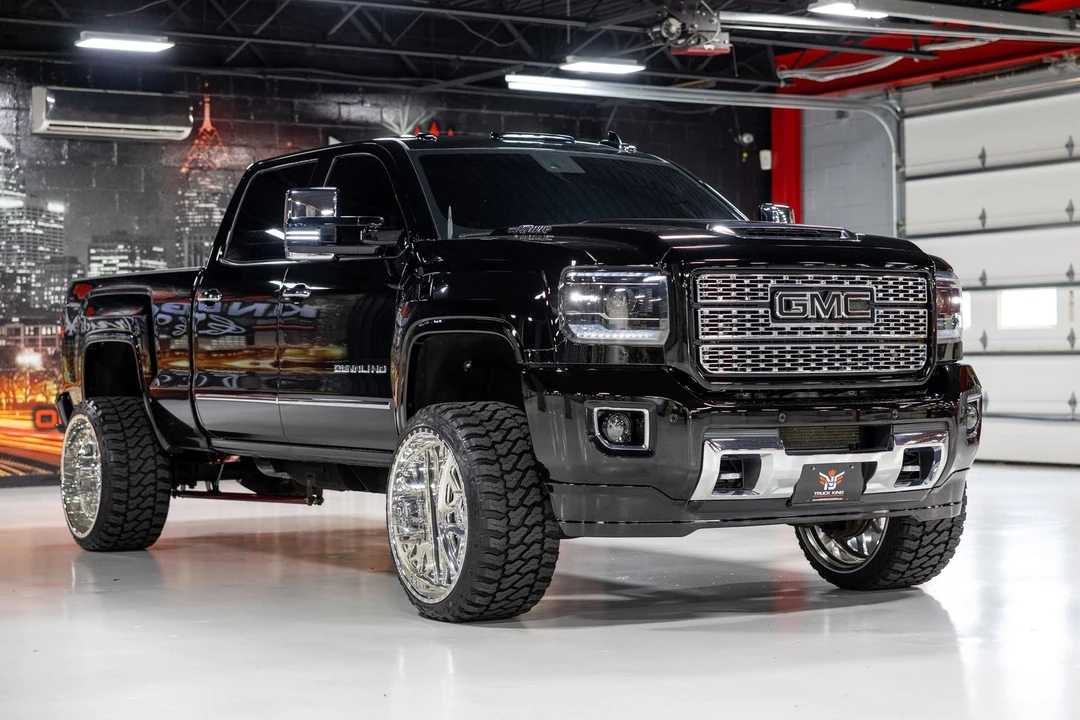 2017 GMC Sierra Heavy Duty 4th Gen - Image 9 of 31
