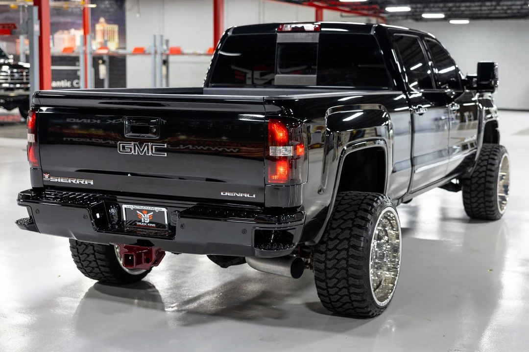 2017 GMC Sierra Heavy Duty 4th Gen - Image 13 of 31