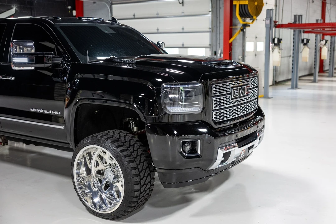 2017 GMC Sierra Heavy Duty 4th Gen - Image 11 of 31