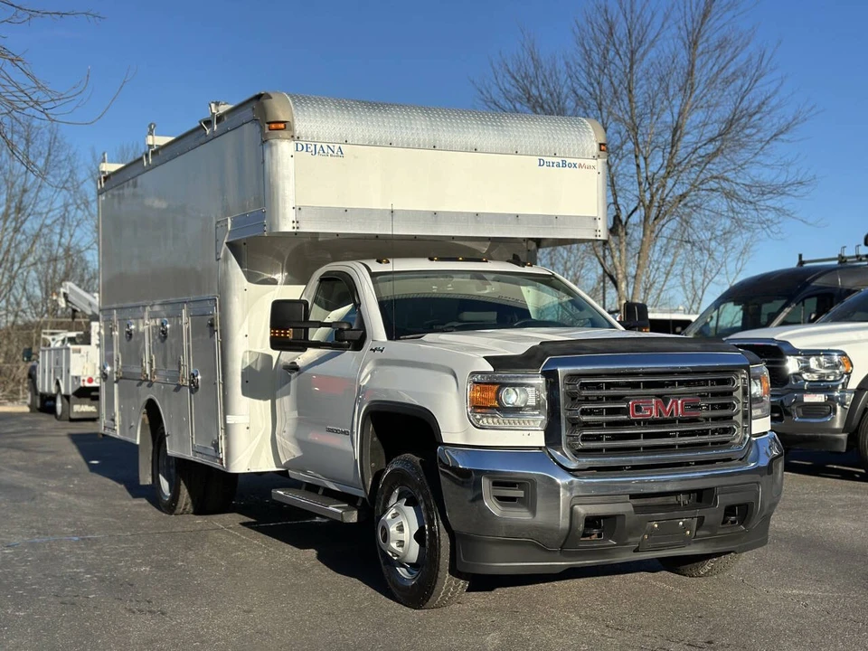 2017 GMC Sierra 3rd Gen - Image 4 of 12